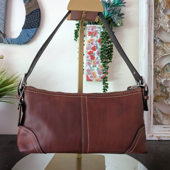Coach Brown Leather Hamptons Leather Soho Demi Baguette Shoulder Bag - Picture 1 of 12